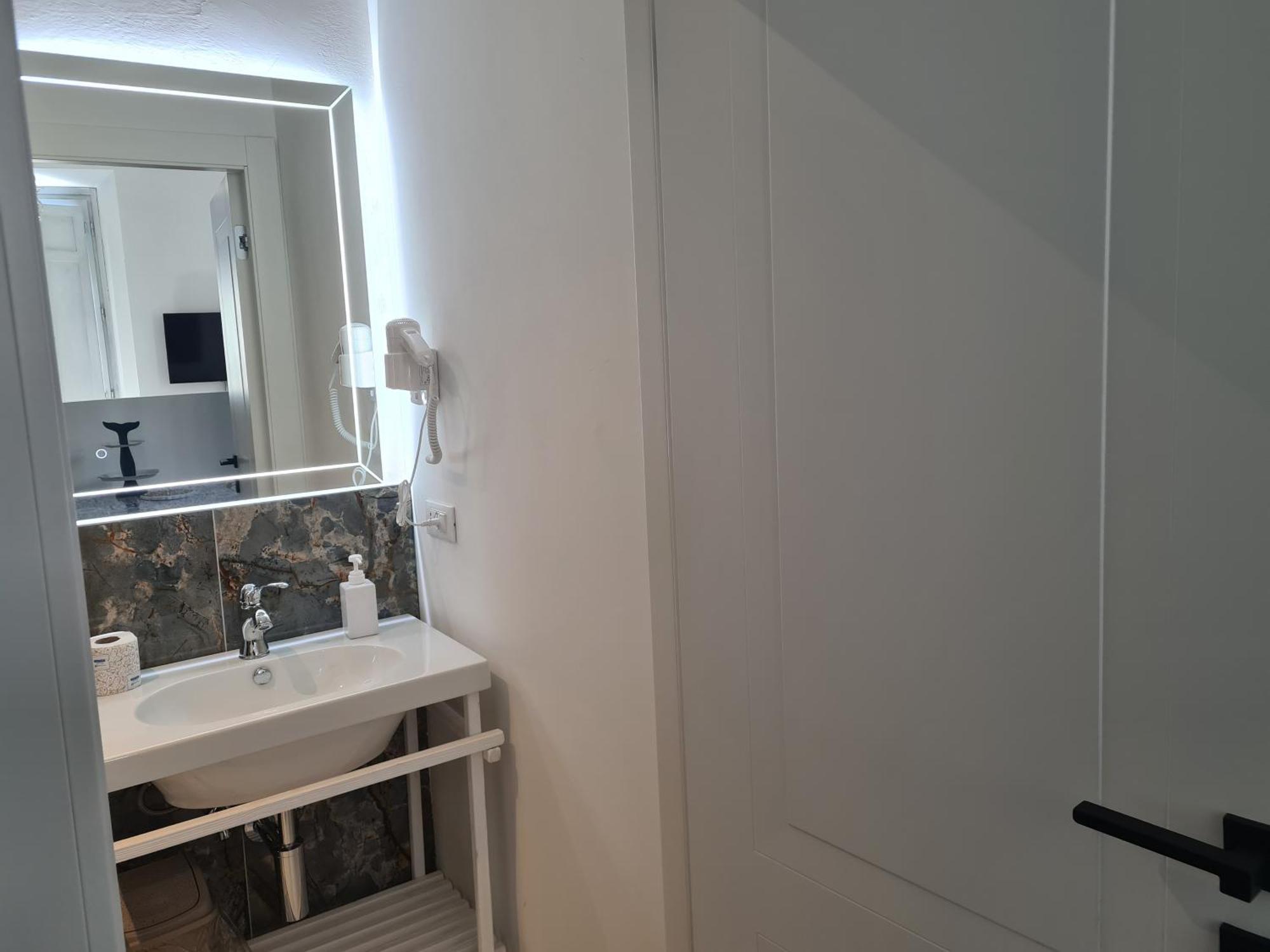 Allegra Viareggio Appartamento & Affittacamere Guest House Buitenkant foto