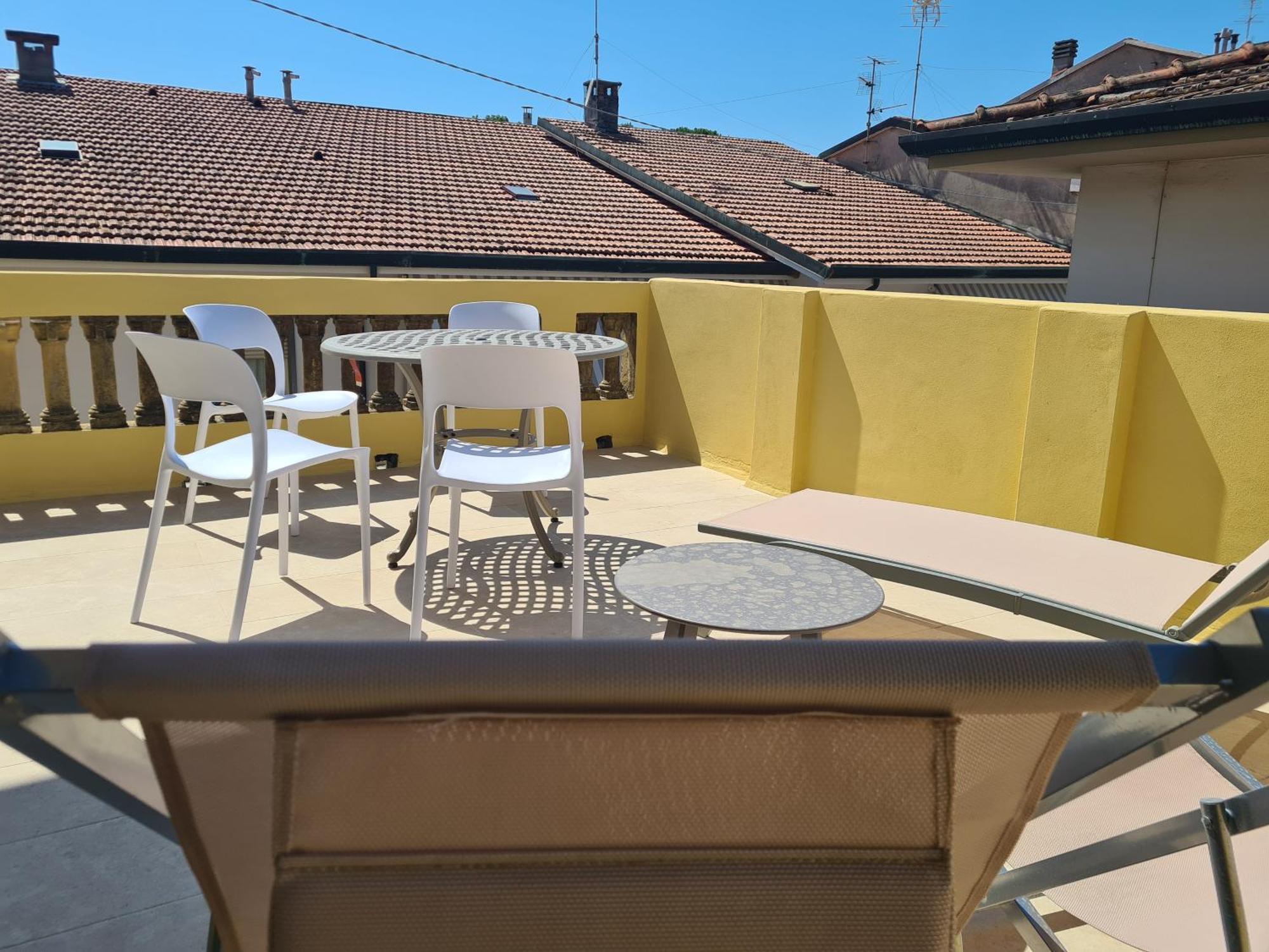 Allegra Viareggio Appartamento & Affittacamere Guest House Buitenkant foto